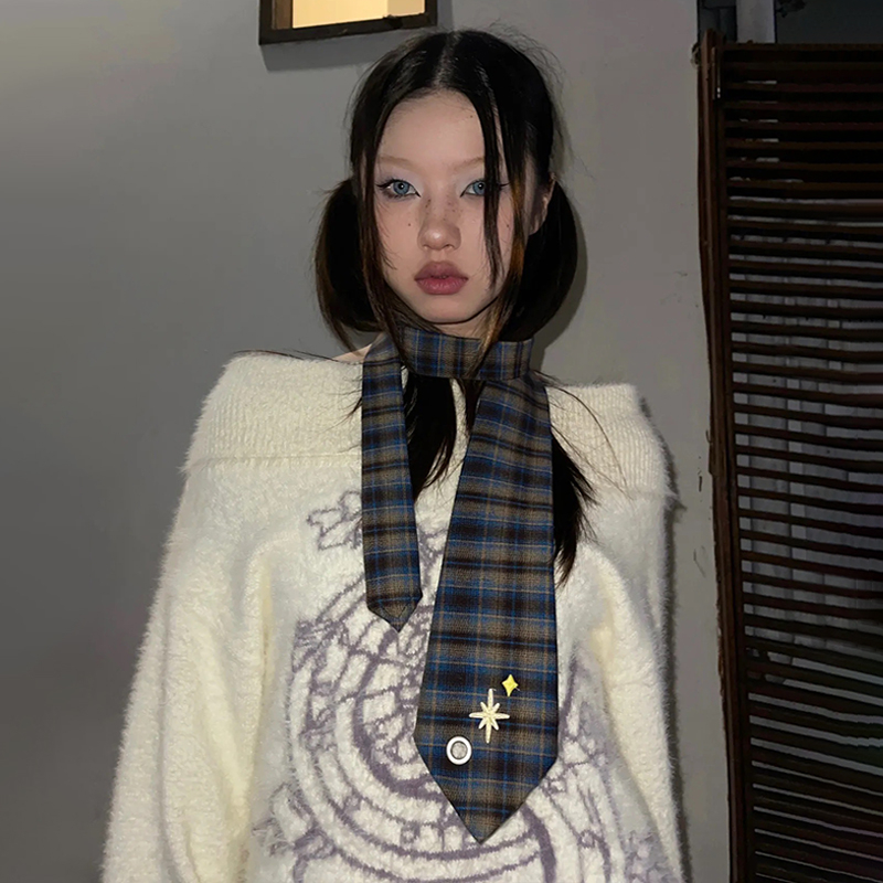 Karrram اليابانية Y2k المطرزة  - مراجعة Turtleneck Knit 90S وسعره