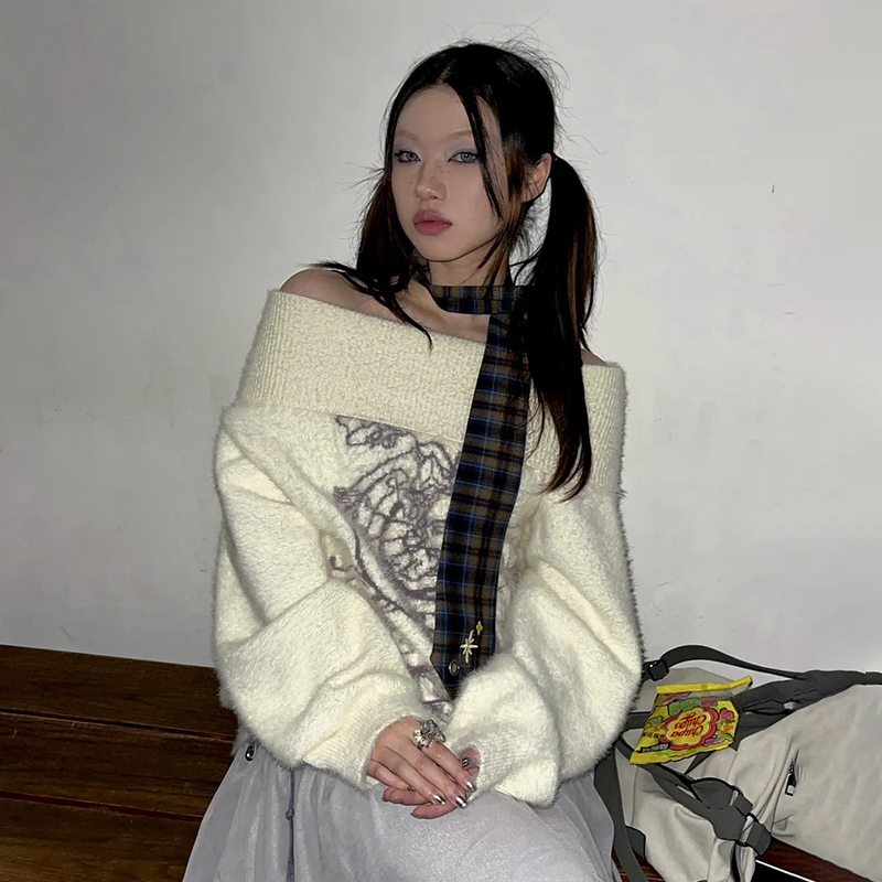 Karrram اليابانية Y2k المطرزة  - مراجعة Turtleneck Knit 90S وسعره