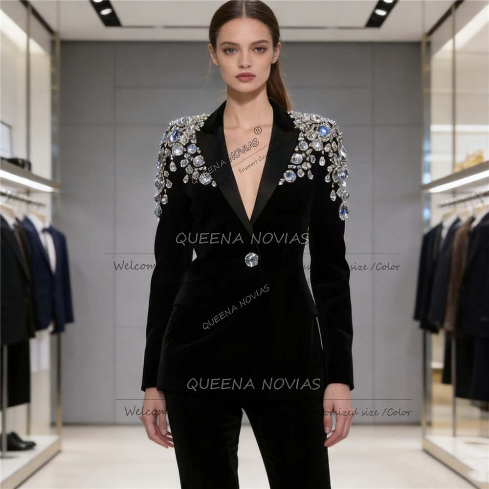 بدلات نسائية مرصعة بالألماس حص - مراجعة Velvet Blazer Vintage وسعره