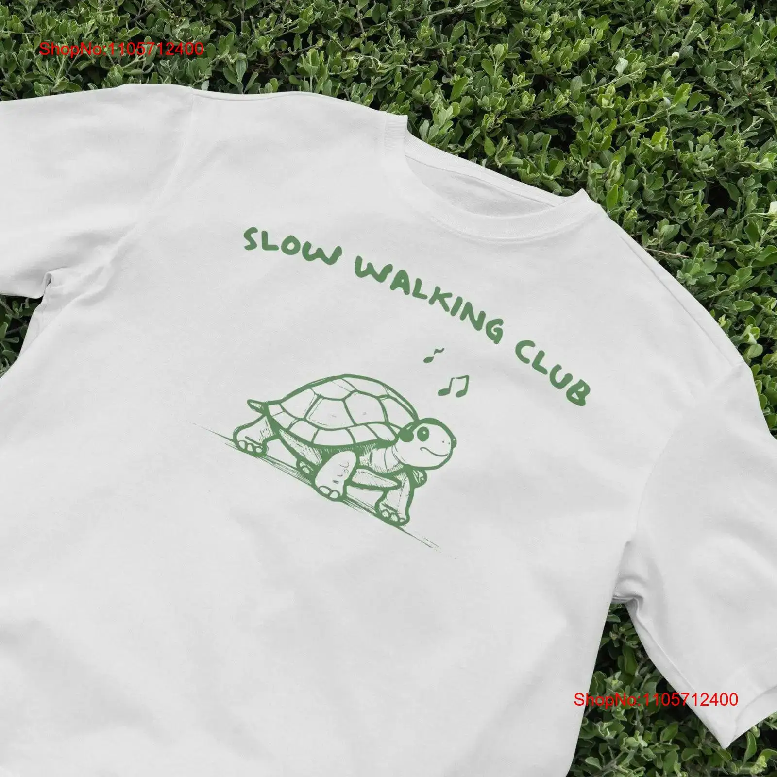 تي شيرت Slow Walking Club بتصم - مراجعة Turtleneck Knit 90S وسعره